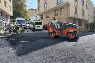 KÂĞITHANE’DE YOL BAKIM VE ASFALTLAMA ÇALIŞMALARI SÜRÜYOR